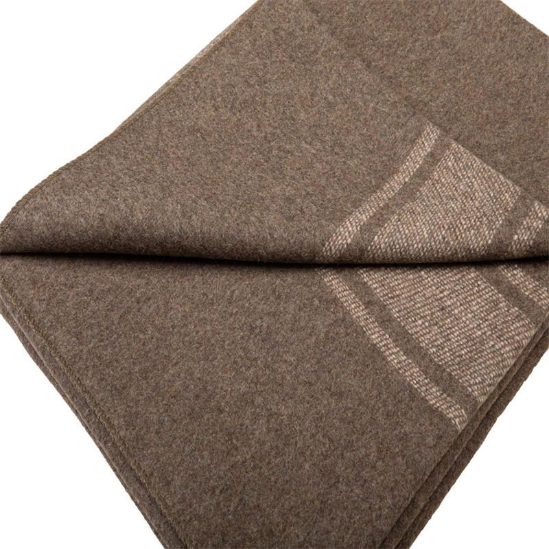 Wool blanket natural insulation