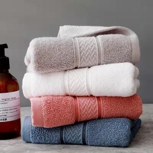 Customized Embroidered Logo Soft Bath Towel