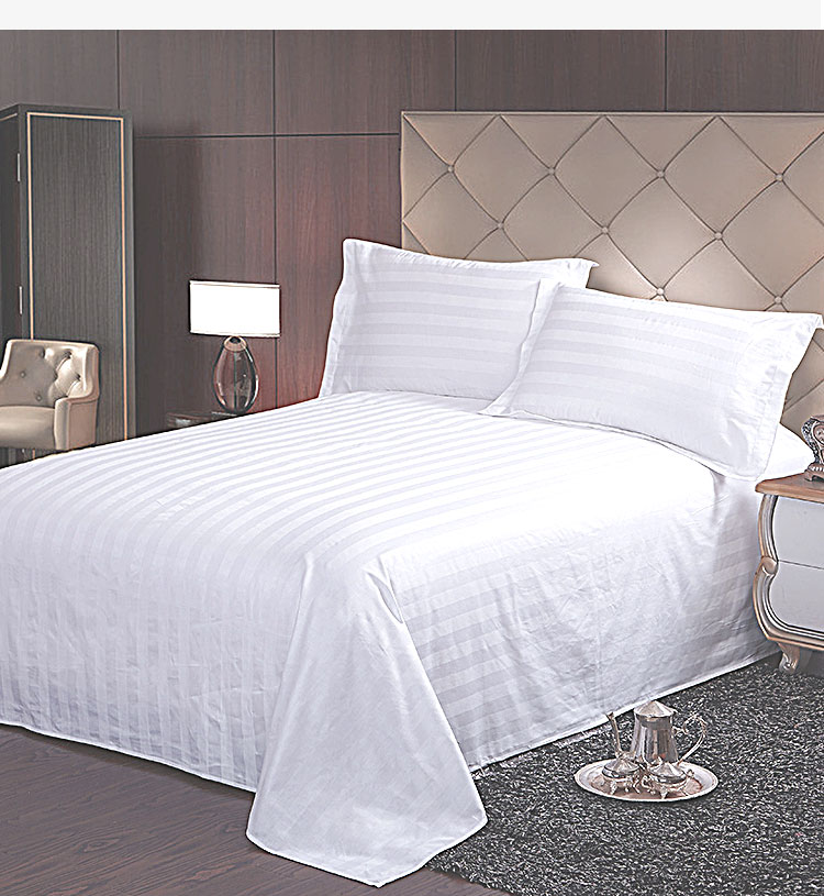 Comfortable Hotel Comfortable Stripe Bedding