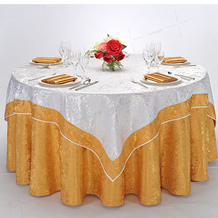 Tablecloths Fancy In Gold