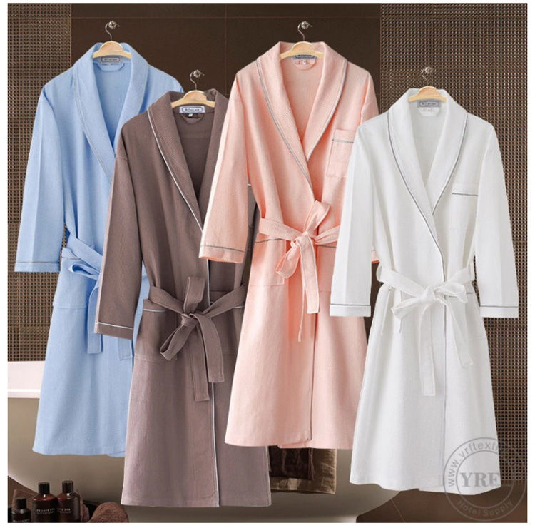 Waffle Small Square Pattern Bathrobe