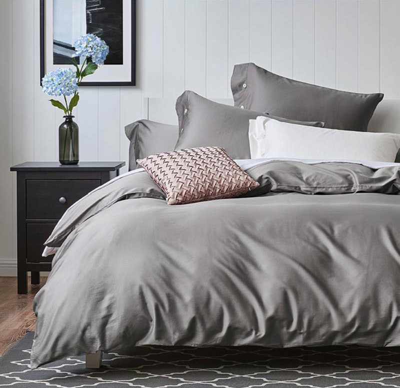 Gray Queen Size Hotel Bedding