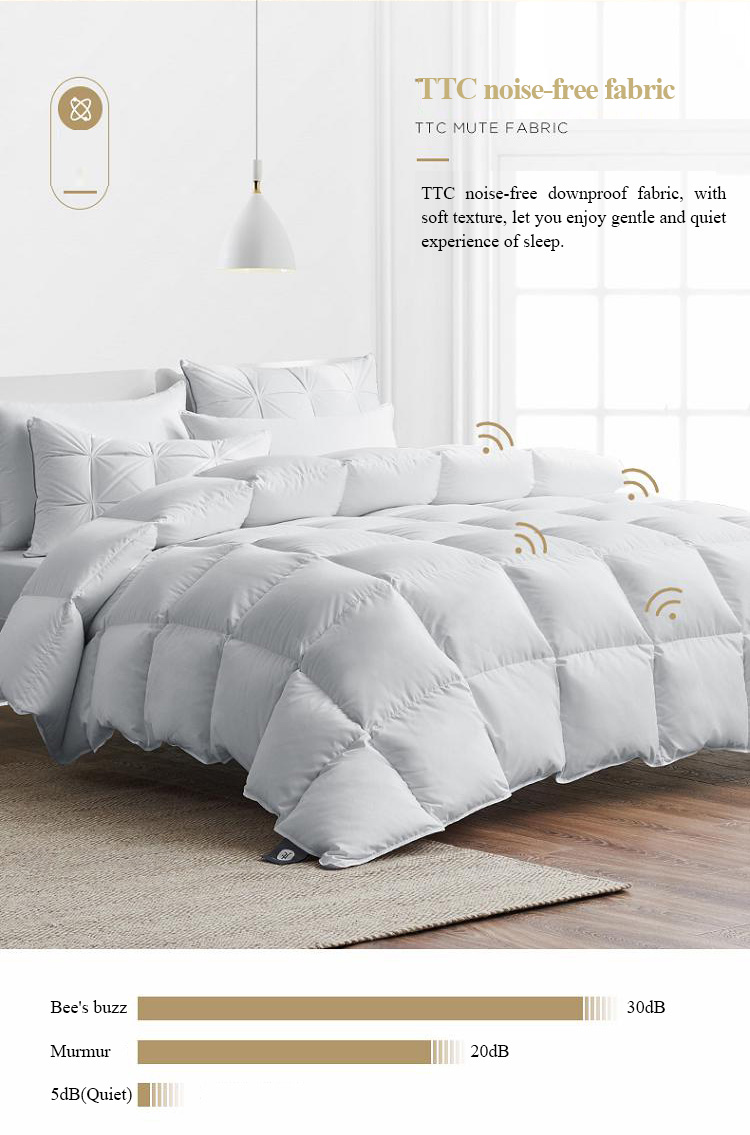 White Soft And Comfortable Hotel Feather Quilt