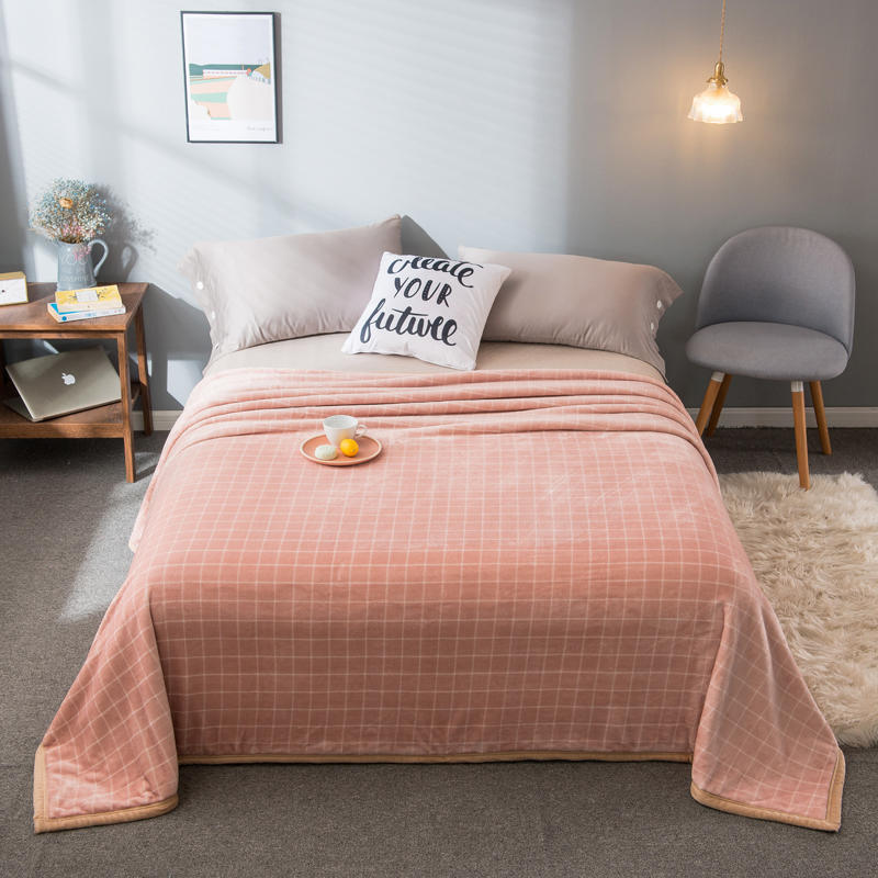 Pink Plaid Bedroom Blanket Lightweight