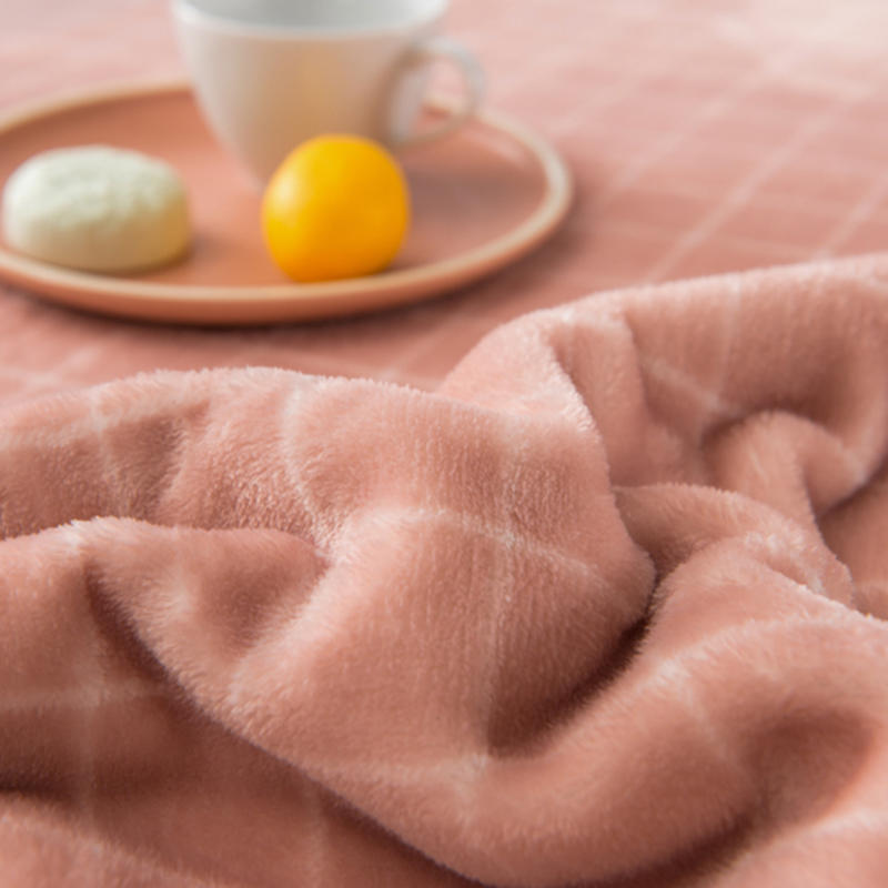 Pink Plaid Lightweight Bedroom Blanket