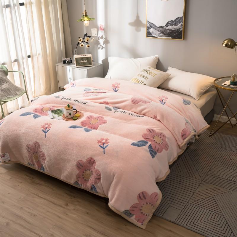 For Full Pink Floral Polyester Blanket