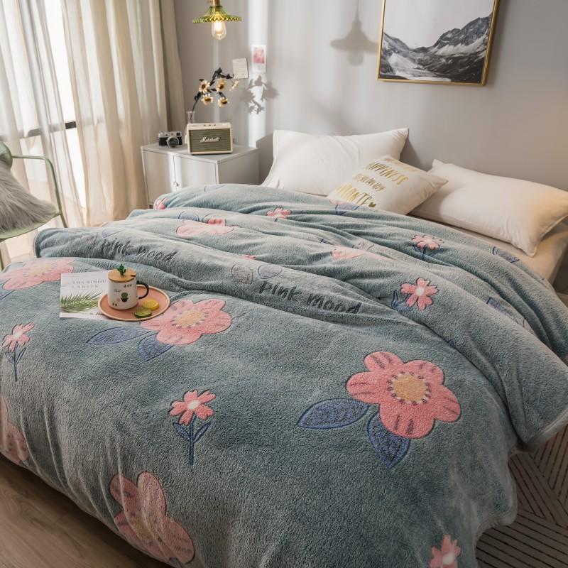 Green Print Floral Cuddly Dual-Sided Wool Blanket