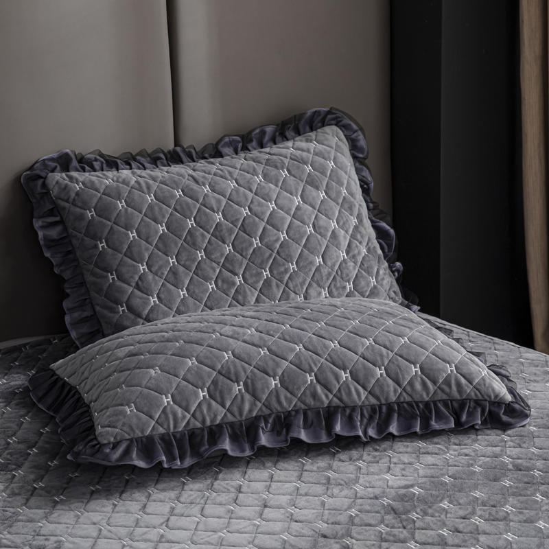 Luxurious Bedspread King Size