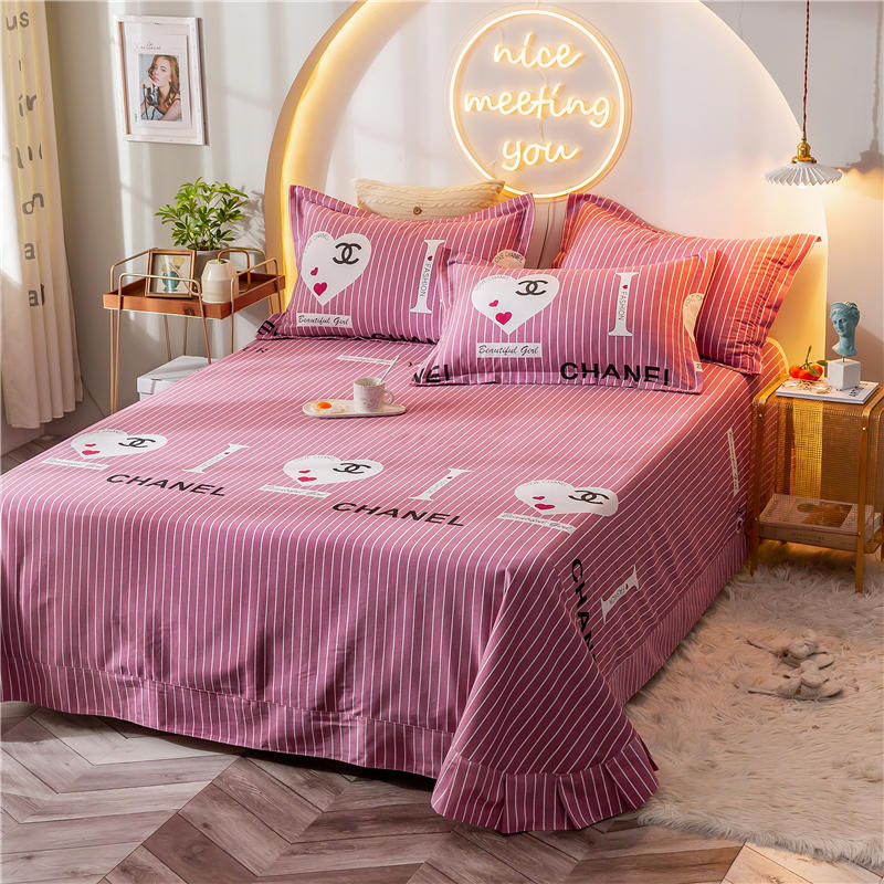 Soft Comfortable Bedsheet Striped Double Bed Linen