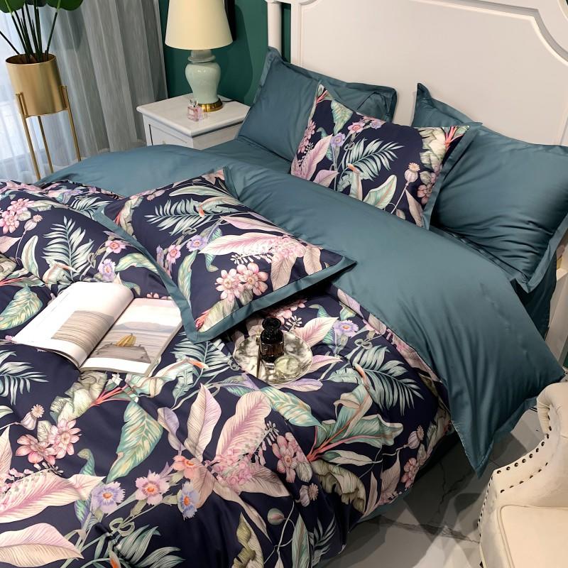 For Queen Luxurious Bed Sheet Set