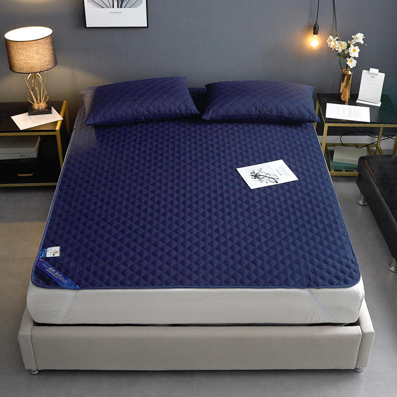Cheap Price Waterproof Bed Mattress Cover