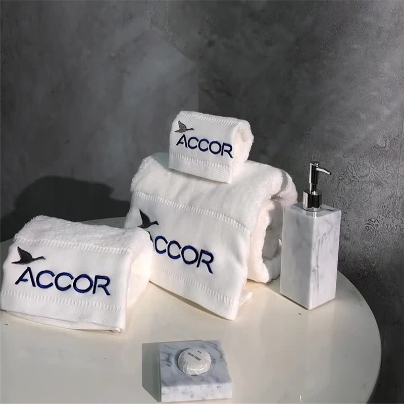 100 Cotton Luxury Hotel Bath Sheet Set