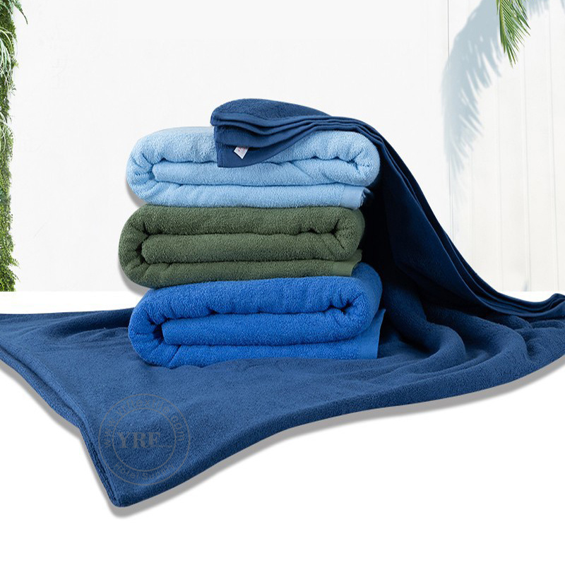 South Africa Encampment Bath Towel: 75cm x 147cm.