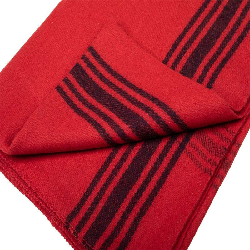  Military-style blanket durable fabric