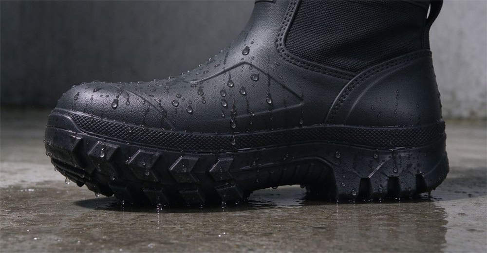 Front view of GB07-2 BOA quick lace water rescue boots on pure white background for professional flood rescue use