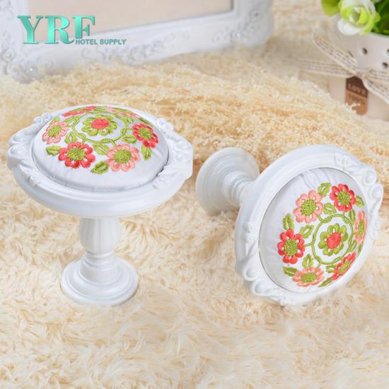 Best Selling Flower Curtain Wall Hook For Accessories Curtain