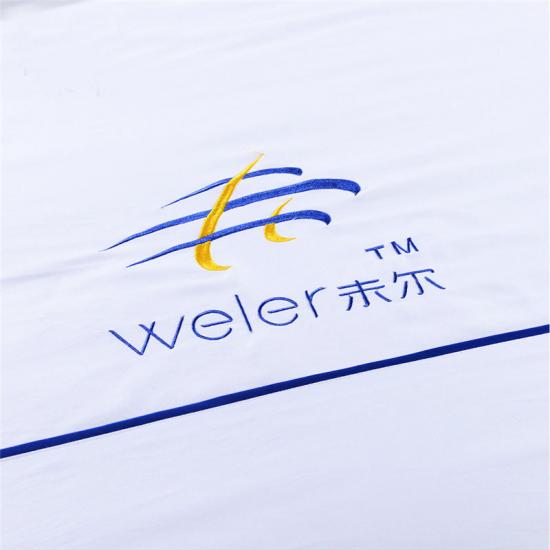 Logo Stripe Embroidery 100% Cotton 4PCS Hotel Style Bedding For Resort