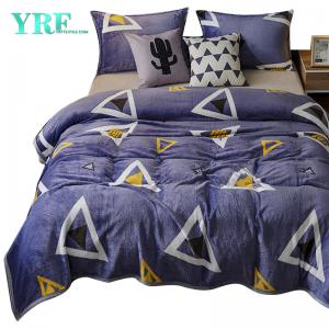 Wholesale Cuddly Geometric Fleece Blankets