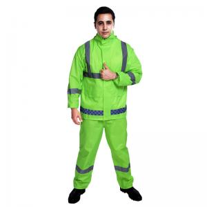 Emergency Relief Raincoat Multi-Pocket Gear