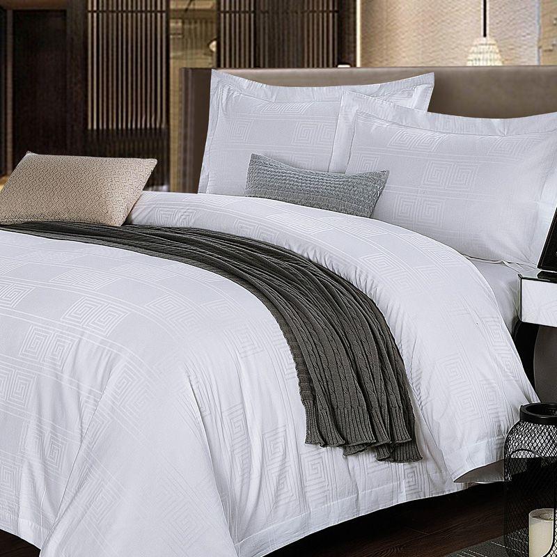 What causes the hotel linen to wrinkle?