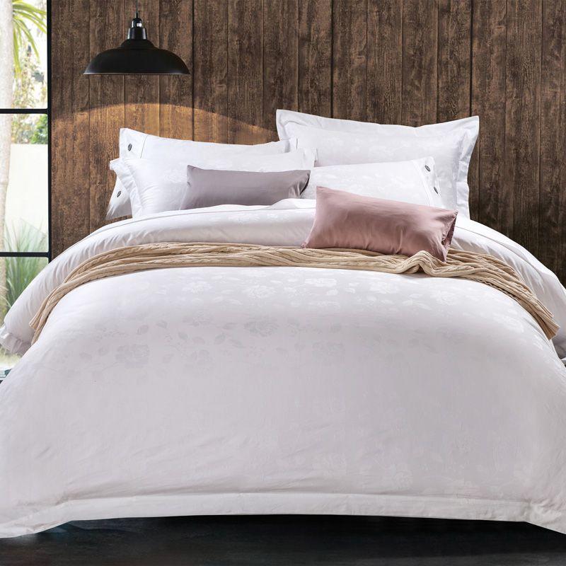 How to clean hotel white sheets?