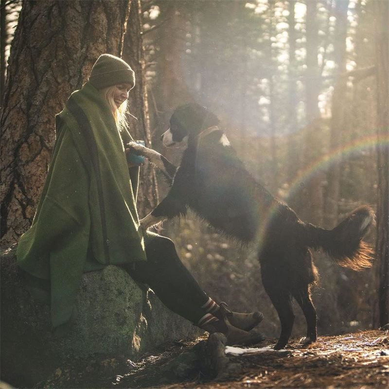 How to Choose High-Quality Relief Blankets | 2026 Professional Procurement Guide for International NGOs and Government Agencies