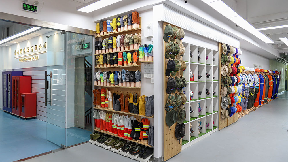 Chinese Factory B2B Wholesale Disaster Relief Inflatable Mattress (Peru Market): 10cm Thickness + 200kg Load-Bearing + 100% Moisture Barrier, ISO Certified for Peru Turbulent Wave Disaster Zone Shelte